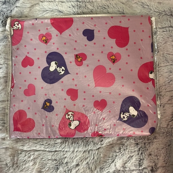 Peanuts Window Valence Best Friends Snoopy & Woodstock with Hearts 18x60 - Picture 2 of 8